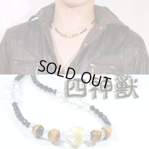 画像1: 50％OFF！四神獣水晶＆タイガー&オニキスネックレス★水晶に渋く映える黄金の四神獣