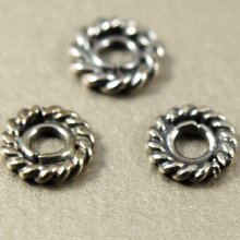 別アングル1: エスニックビーズ 4mm 5個